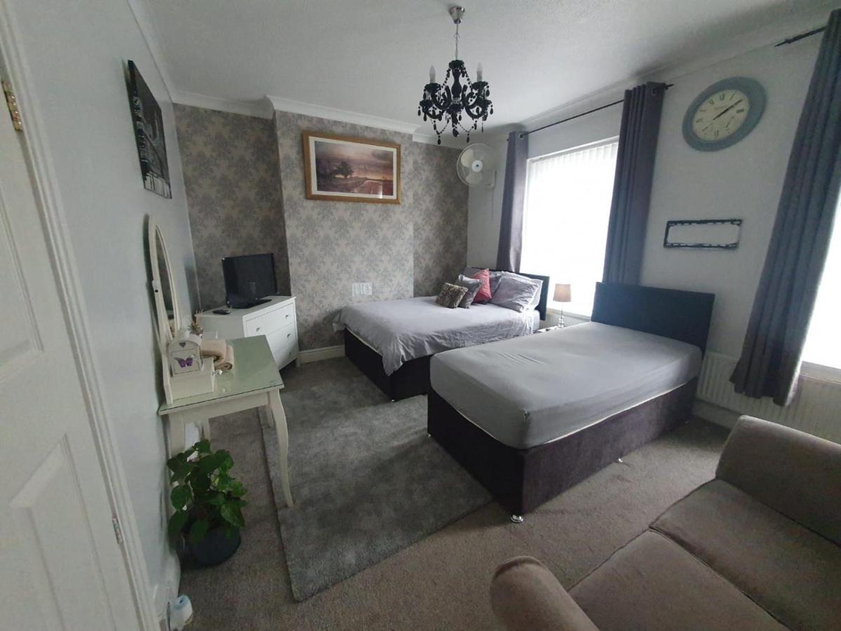 Private Luxury Double Room In Cardiff Eksteriør billede